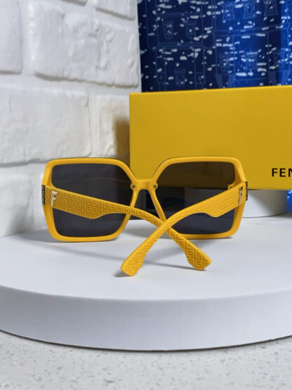 FENDI fashion trend sunglasses - Image 4
