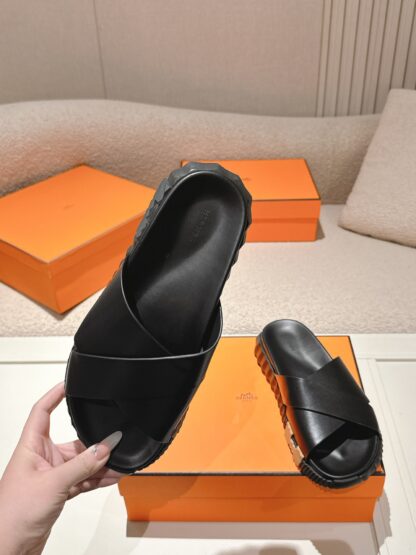 Hermes black brown comfortable casual style cross-slippers - Image 3
