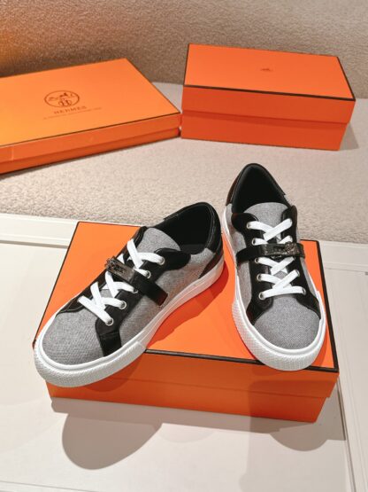 Hermes black and white gray latest kelly shoe buckle classic flat casual shoes - Image 3