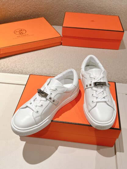 Hermes white classic couple's kelly shoe buckle flat casual shoes - Image 3