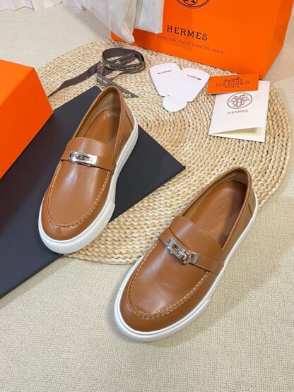 Hermes kelly shoe buckle brown stylish and noble casual loafers - Image 3