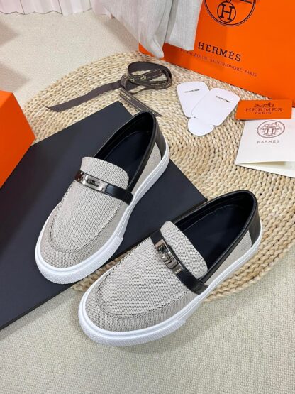 Hermes Kelly shoe buckle gray and black stylish and noble casual loafers - Image 3