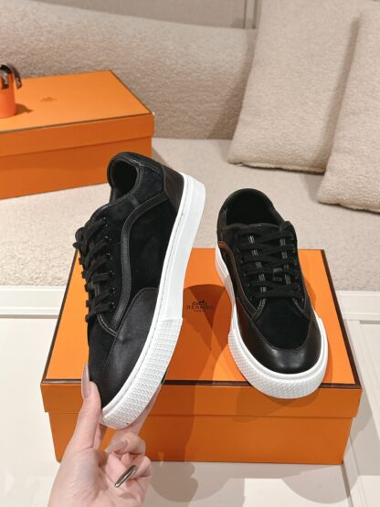 Hermes couple black fashion casual skateboard shoes - Image 3