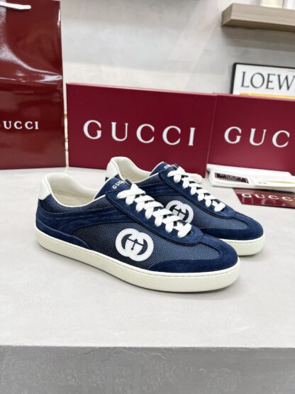 Gucci classic design German training elements catwalk model - Image 4