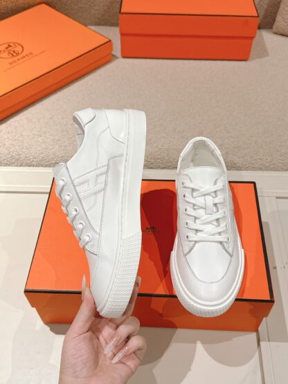 Hermes couple pure white fashion retro casual skateboard shoes - Image 3