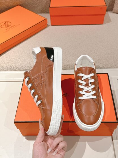 Hermes brown and white couple's stylish casual skateboard shoes - Image 3