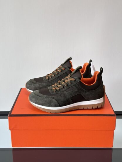 Hermès lightweight and versatile dark green sneakers - Image 3