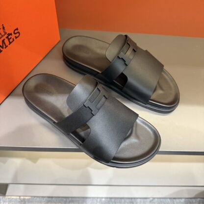 Hermes summer black matte pure handmade high-end sandals - Image 3