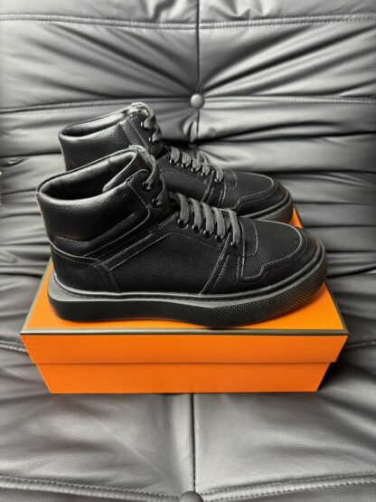 Hermes pure black high-end elegant casual shoes - Image 3