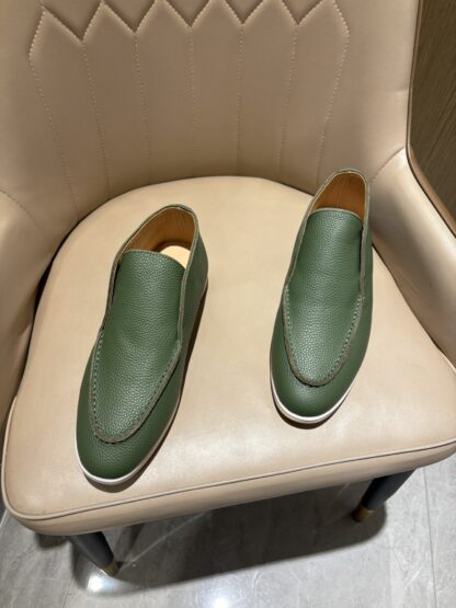 Hermès classic dark green high-end loafers - Image 3