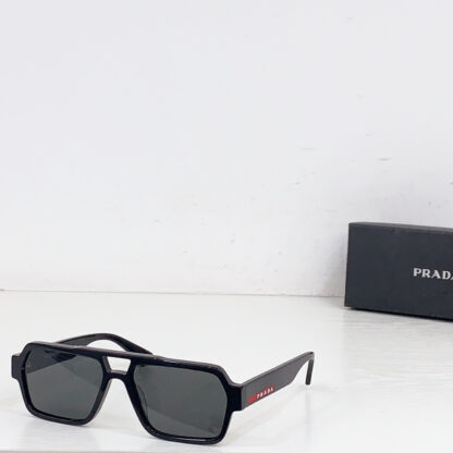 Prada fashion trend sunglasses - Image 3