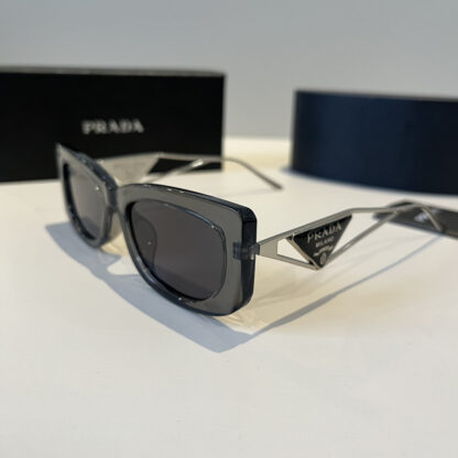Prada fashion trend sunglasses - Image 4
