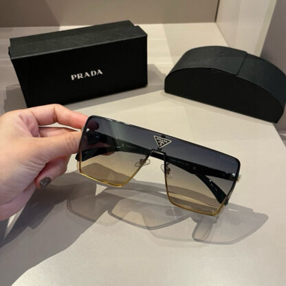 Prada fashion trend sunglasses - Image 3