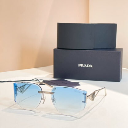 Prada fashion trend sunglasses - Image 3