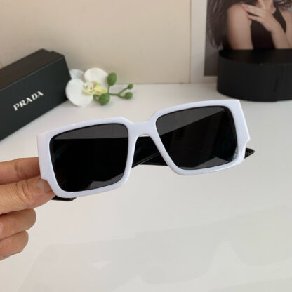 Prada fashion trend sunglasses - Image 3