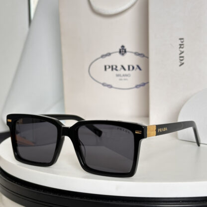Prada fashion trend sunglasses - Image 3