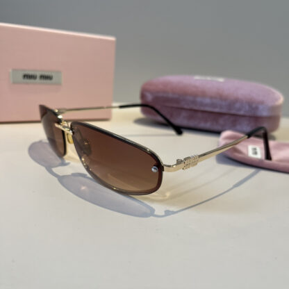 Miu Miu trendy fashion sunglasses - Image 4