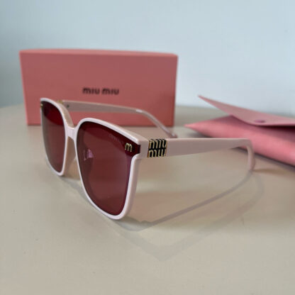 Miu Miu trendy fashion sunglasses - Image 4