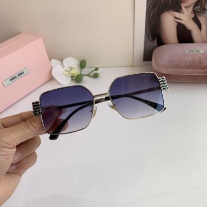 Miu Miu trendy fashion sunglasses - Image 4