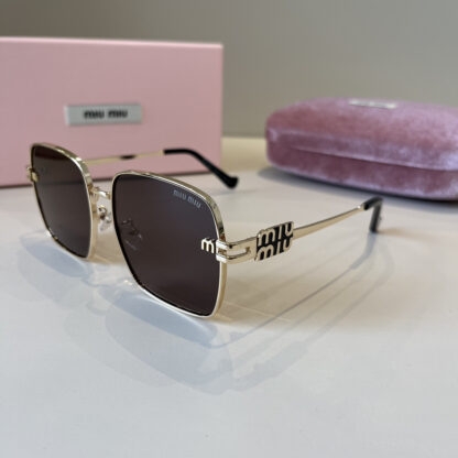 Miu Miu trendy fashion sunglasses - Image 4