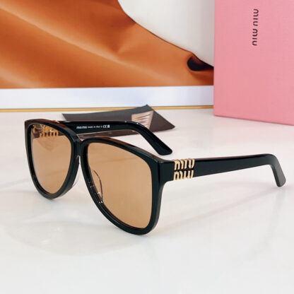 Miu Miu trendy fashion sunglasses - Image 4