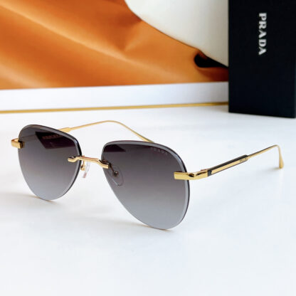 Prada fashion trend sunglasses - Image 3