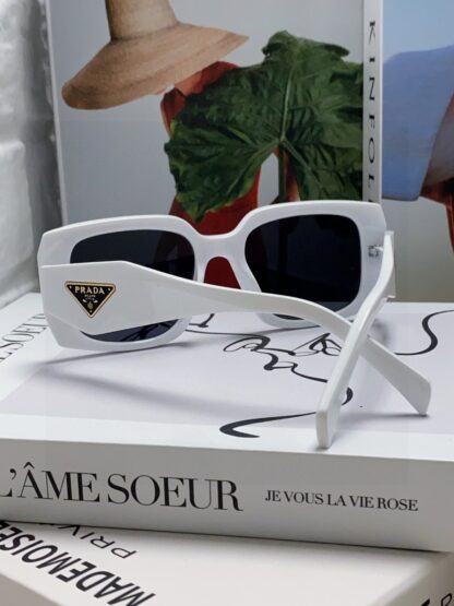 Prada fashion trend sunglasses - Image 3