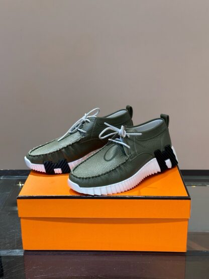 Hermes men's lace-up dark green versatile simple casual sports shoes - Image 3