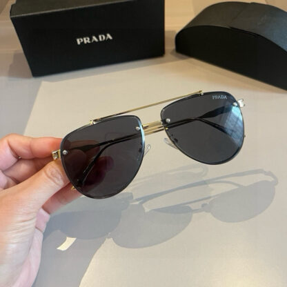 Prada fashion trend sunglasses - Image 3