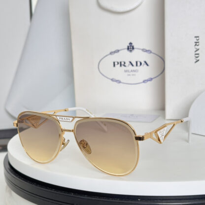 Prada fashion trend sunglasses - Image 3