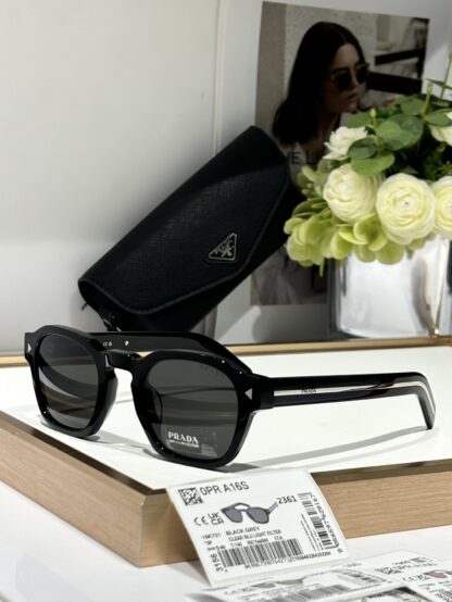 Prada fashion trend sunglasses - Image 3