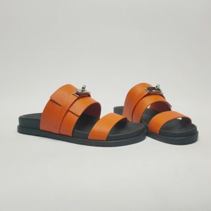 Hermès couple's orange silver buckle woven sandals - Image 3