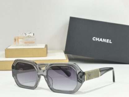 Chanel Fashion Sunglasses - Image 4
