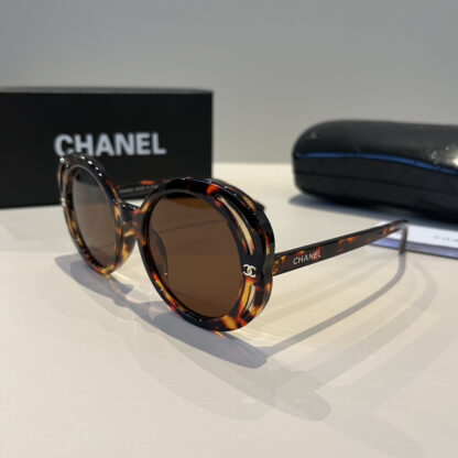 Chanel Fashion Sunglasses - Image 4