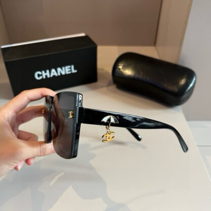 Chanel Fashion Sunglasses - Image 4