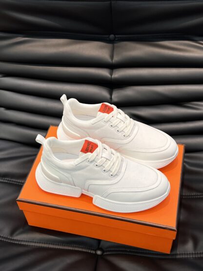 Hermes men's white soft and comfortable casual sports shoes - Image 3