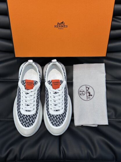 Hermes men's comfortable and soft white and black color matching casual sports shoes - Image 3