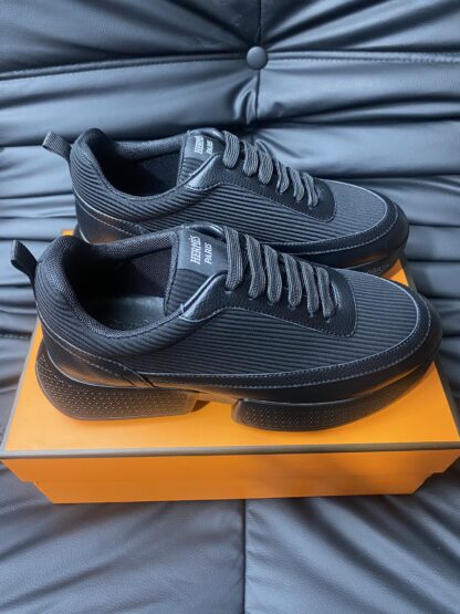 Hermes men's comfortable soft pure black casual sports shoes - Image 3