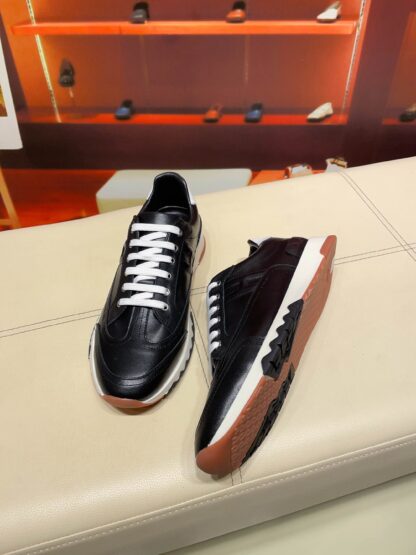 Hermès French Paris catwalk model black classic casual shoes - Image 3
