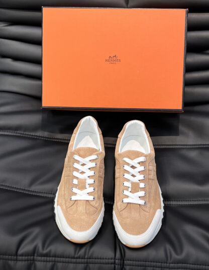 Hermès France Paris catwalk model milk tea color classic casual shoes - Image 3