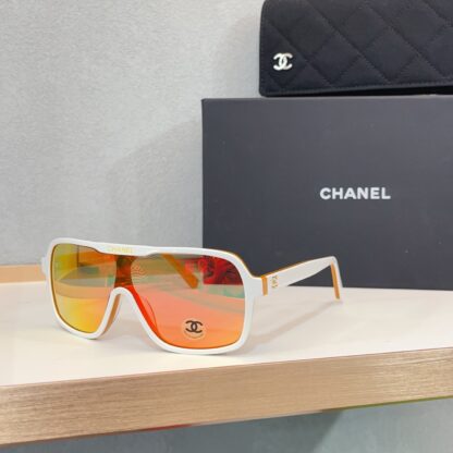 Chanel Fashion Sunglasses - Image 4