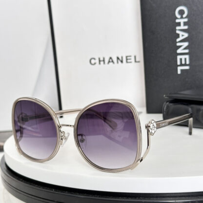 Chanel Fashion Sunglasses - Image 4