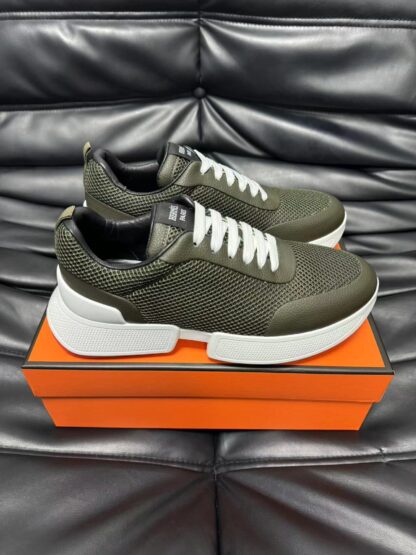 Hermes leather mesh breathable dark green high-end temperament casual shoes - Image 3