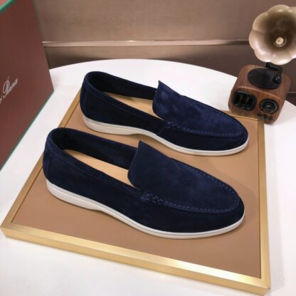 Hermès couple's dark blue high-end classic loafers - Image 3