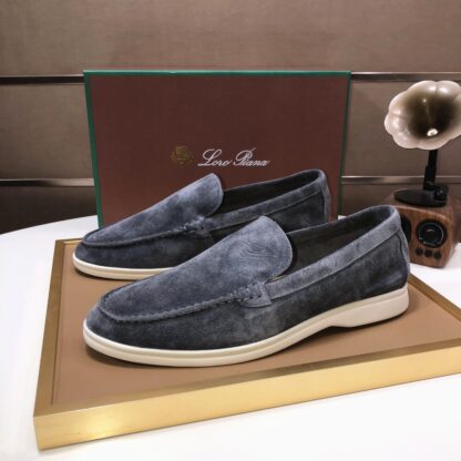 Hermès couple's dark grey high-end classic loafers - Image 3