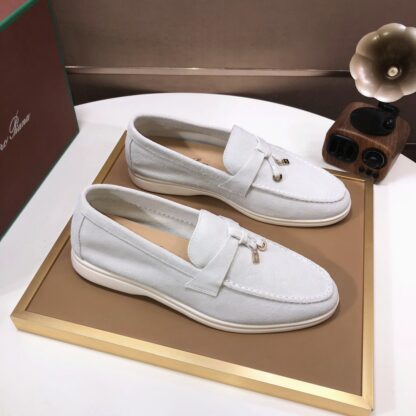 Hermès white couple's high-end classic loafers - Image 3