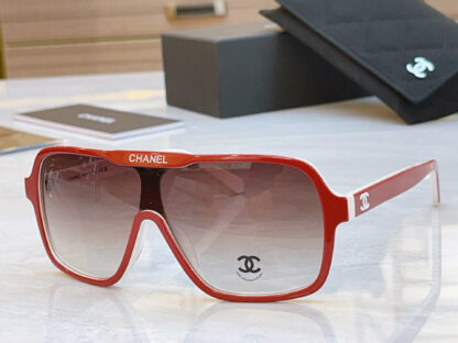 Chanel Fashion Sunglasses - Image 4