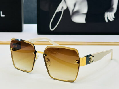 Chanel Fashion Sunglasses - Image 4