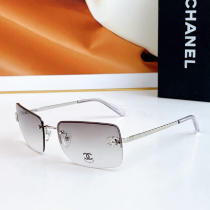 Chanel Fashion Sunglasses - Image 4