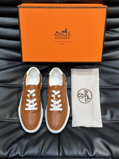 Hermès Men's Dark Brown Comfort Low-Top Casual Sneakers - Image 3